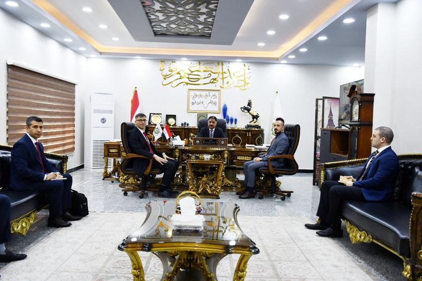 The head of the Military Industrialization Authority receives the Turkish military attaché and discusses with him ways of joint cooperation.